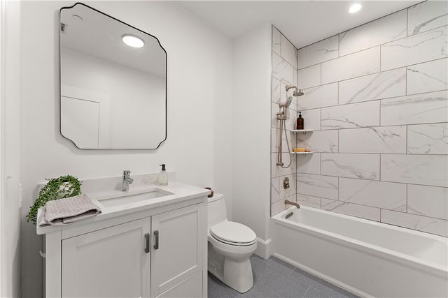 350 Oliver Ave 909, Downtown Pgh, PA 15222