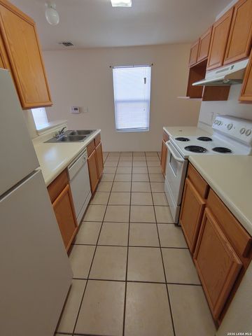 8916 Maverick Draw, San Antonio, TX 78250
