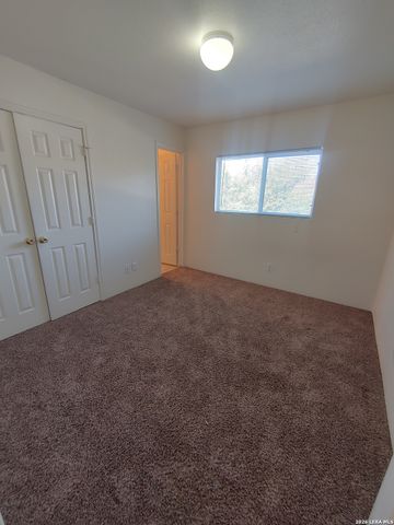 8916 Maverick Draw, San Antonio, TX 78250