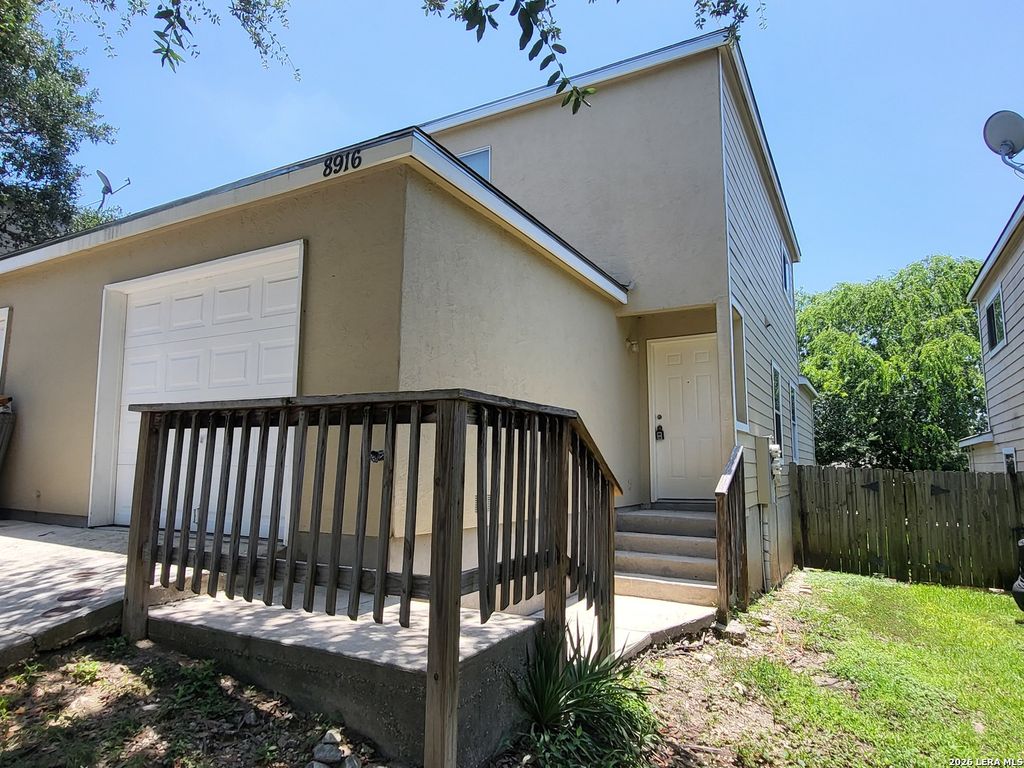 8916 Maverick Draw, San Antonio, TX 78250