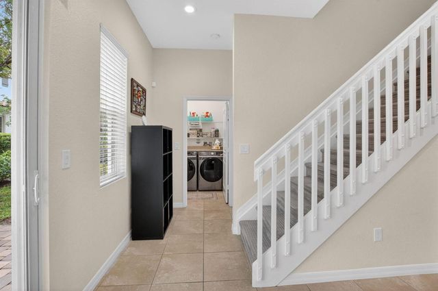 485 Graham Place, Boynton Beach, FL 33435