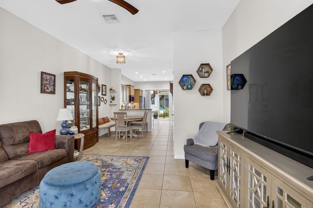 485 Graham Place, Boynton Beach, FL 33435
