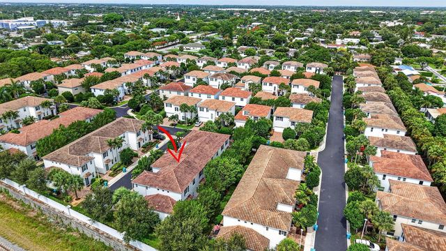 485 Graham Place, Boynton Beach, FL 33435