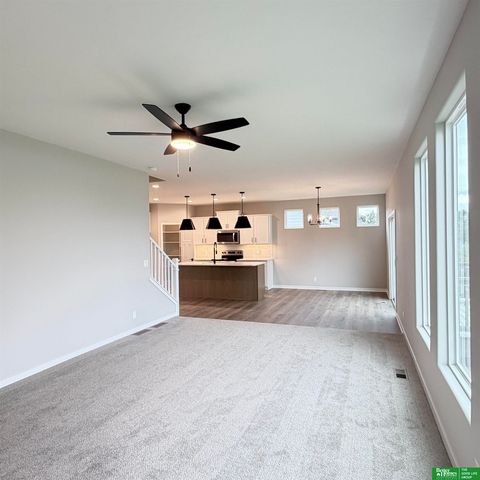 8701 N 177th Street, Bennington, NE 68007
