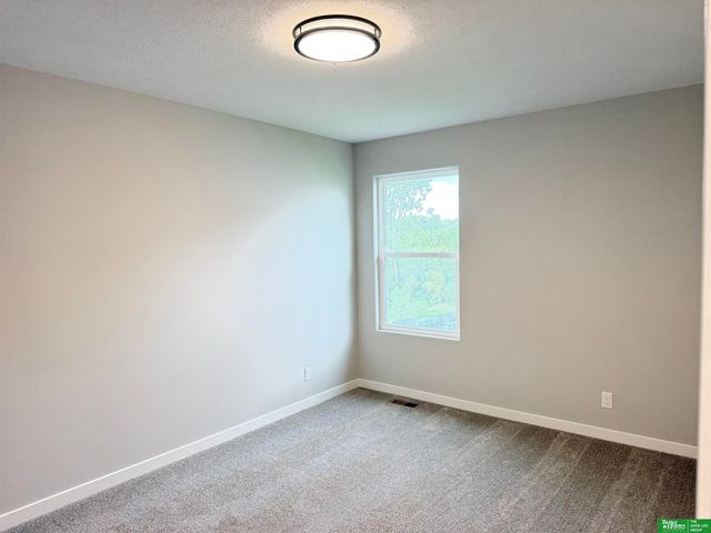 8701 N 177th Street, Bennington, NE 68007