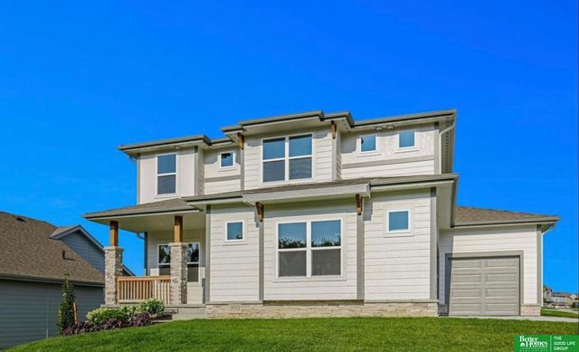 8701 N 177th Street, Bennington, NE 68007
