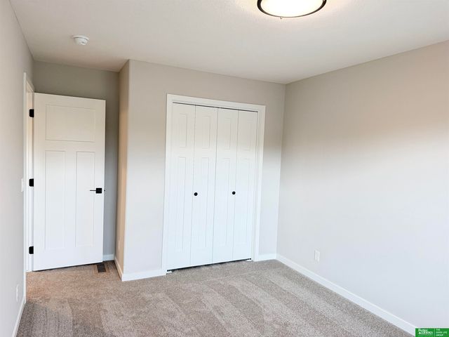 8701 N 177th Street, Bennington, NE 68007