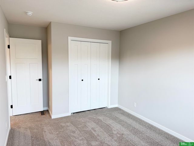8701 N 177th Street, Bennington, NE 68007