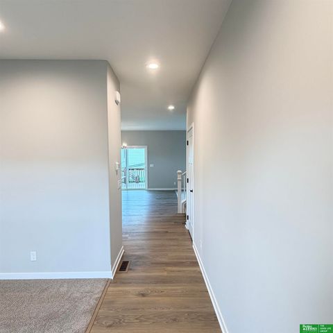 8701 N 177th Street, Bennington, NE 68007