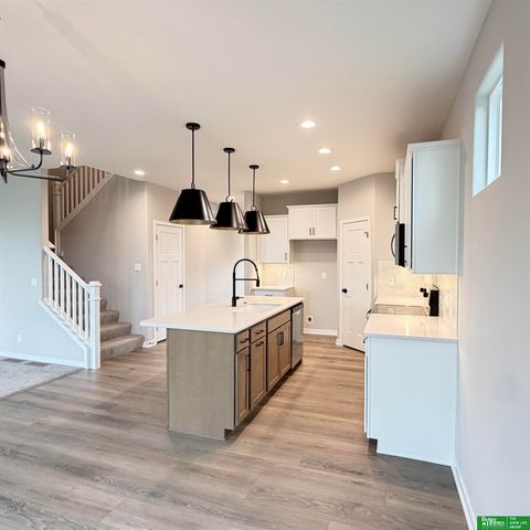 8701 N 177th Street, Bennington, NE 68007
