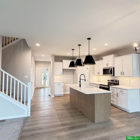8701 N 177th Street, Bennington, NE 68007