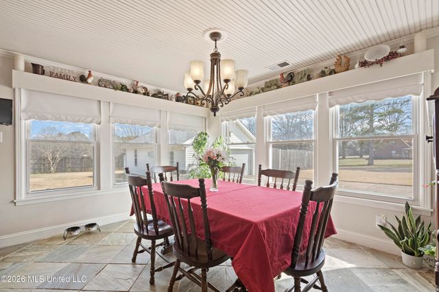 8140 Oakleaf Circle, Olive Branch, MS 38654