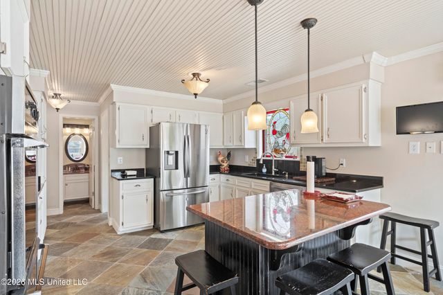 8140 Oakleaf Circle, Olive Branch, MS 38654