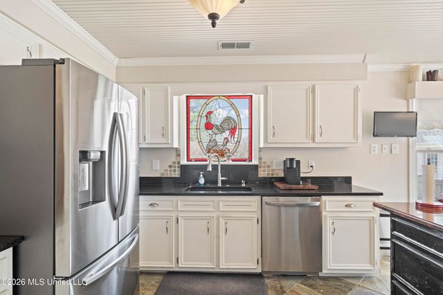 8140 Oakleaf Circle, Olive Branch, MS 38654