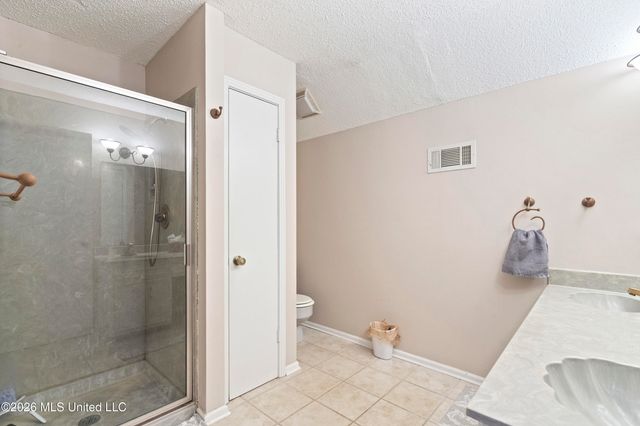 8140 Oakleaf Circle, Olive Branch, MS 38654