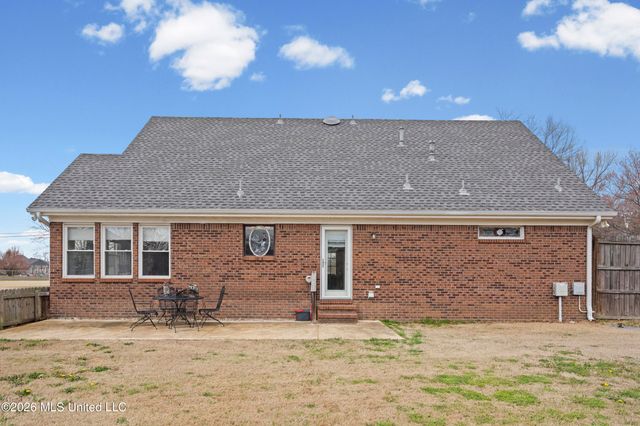 8140 Oakleaf Circle, Olive Branch, MS 38654