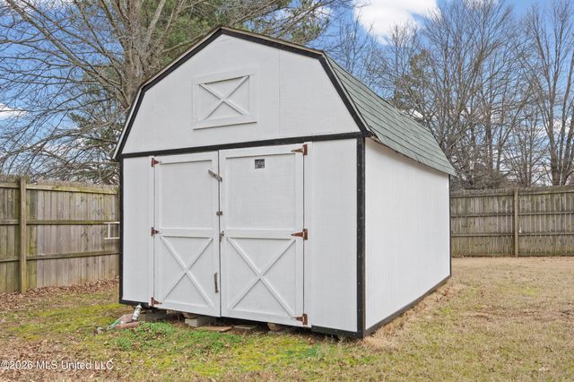 8140 Oakleaf Circle, Olive Branch, MS 38654