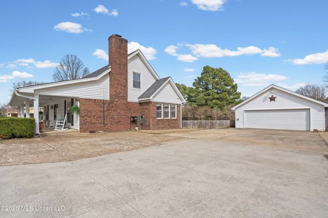 8140 Oakleaf Circle, Olive Branch, MS 38654