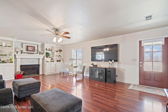 8140 Oakleaf Circle, Olive Branch, MS 38654