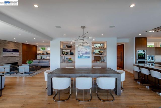 1235 Hawthorne St, Alameda, CA 94501