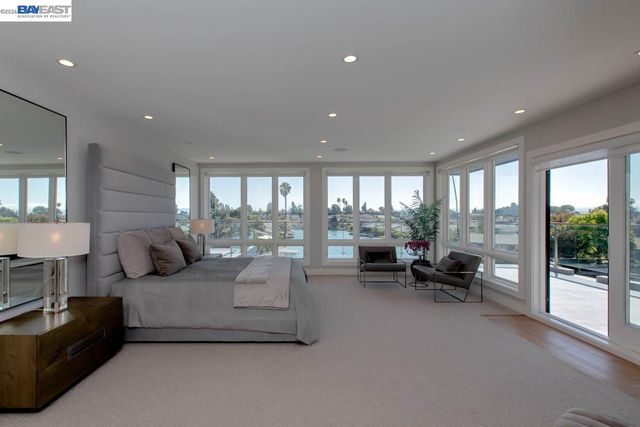 1235 Hawthorne St, Alameda, CA 94501