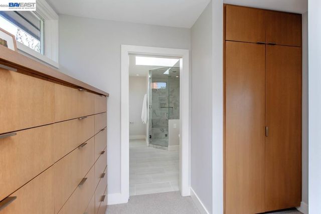 1235 Hawthorne St, Alameda, CA 94501