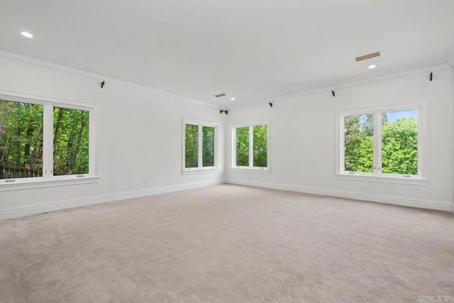 1 Overlook Circle, Little Rock, AR 72207