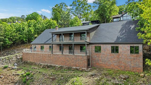 1 Overlook Circle, Little Rock, AR 72207