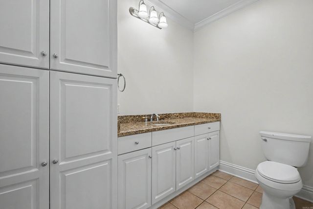 1 Overlook Circle, Little Rock, AR 72207