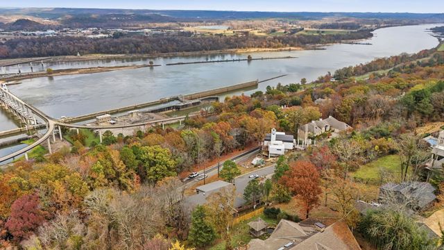 1 Overlook Circle, Little Rock, AR 72207