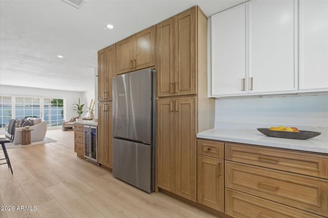 7637 E THORNWOOD Drive, Scottsdale, AZ 85251