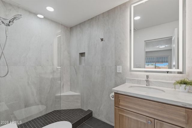 7637 E THORNWOOD Drive, Scottsdale, AZ 85251
