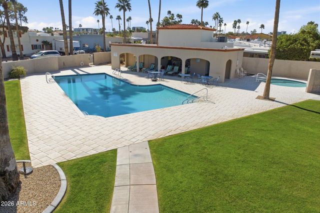 7637 E THORNWOOD Drive, Scottsdale, AZ 85251