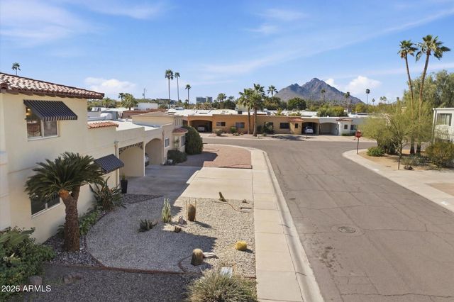 7637 E THORNWOOD Drive, Scottsdale, AZ 85251