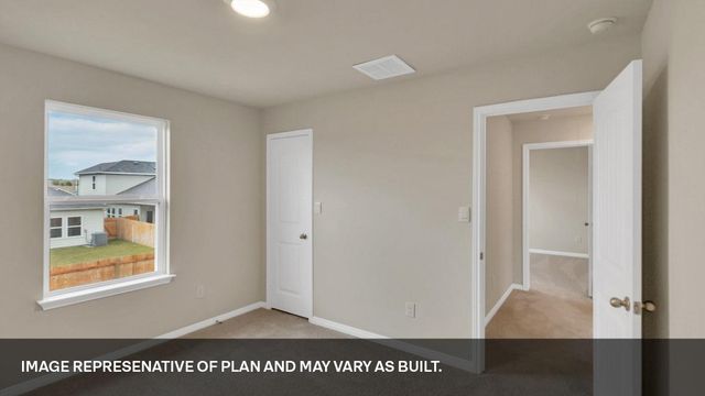 552 Gilmer LN, Buda, TX 78610