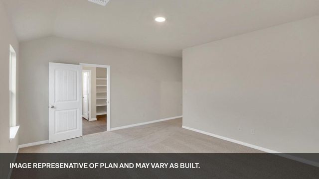 552 Gilmer LN, Buda, TX 78610