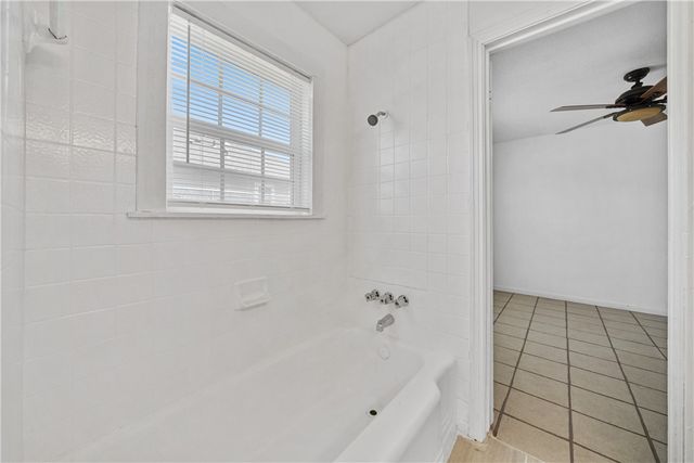 2905 Rogers St, Corpus Christi, TX 78405