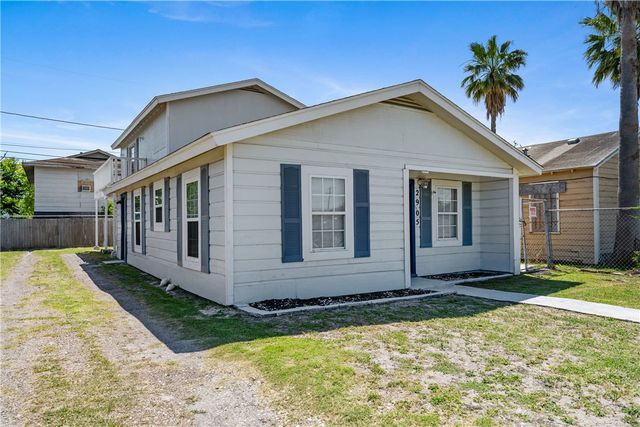 2905 Rogers St, Corpus Christi, TX 78405