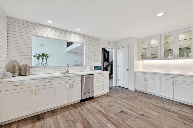 10022 Bayou Glen Road, Houston, TX 77042