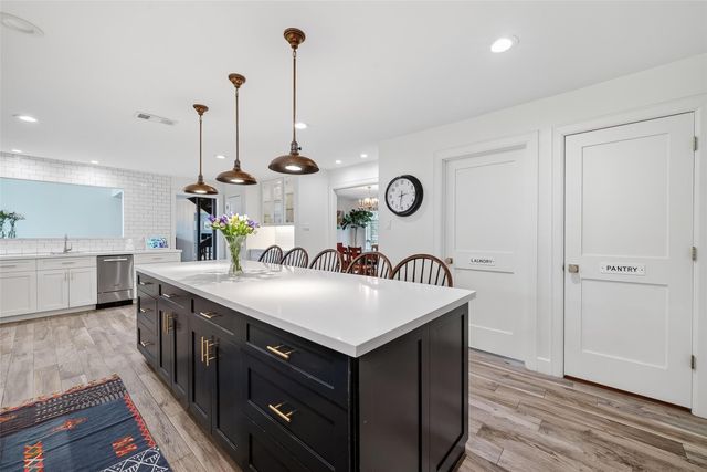 10022 Bayou Glen Road, Houston, TX 77042