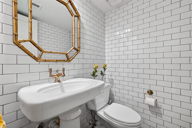 10022 Bayou Glen Road, Houston, TX 77042