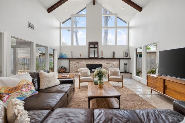 10022 Bayou Glen Road, Houston, TX 77042