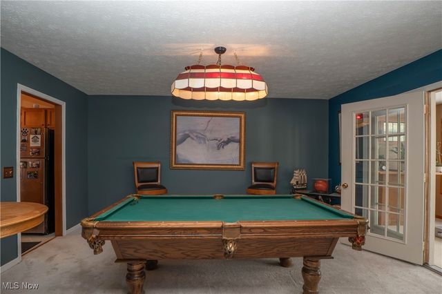 4839 Pond Drive NW, North Canton, OH 44720