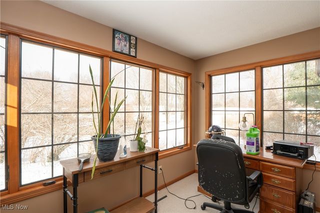 4839 Pond Drive NW, North Canton, OH 44720