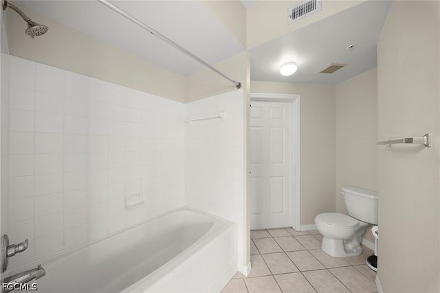 11400 ocean walk LN 214, Fort Myers, FL 33908