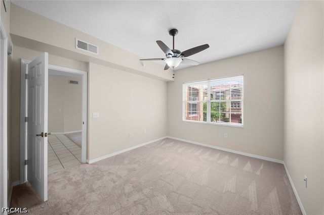 11400 ocean walk LN 214, Fort Myers, FL 33908