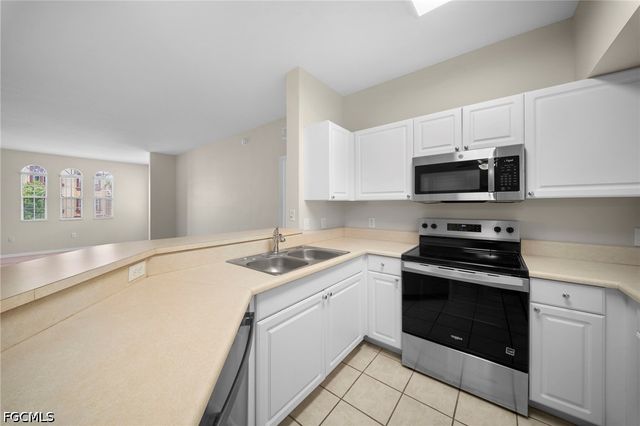 11400 ocean walk LN 214, Fort Myers, FL 33908