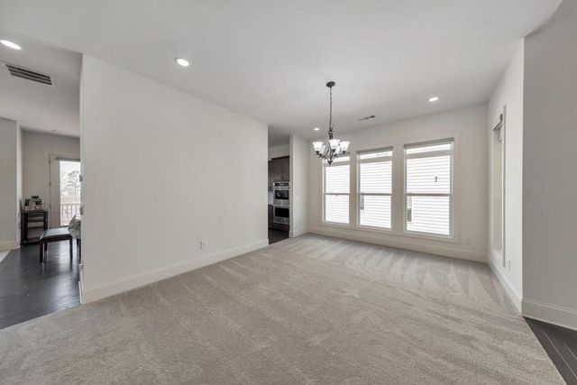 934 Keystone Drive, Woodstock, GA 30188