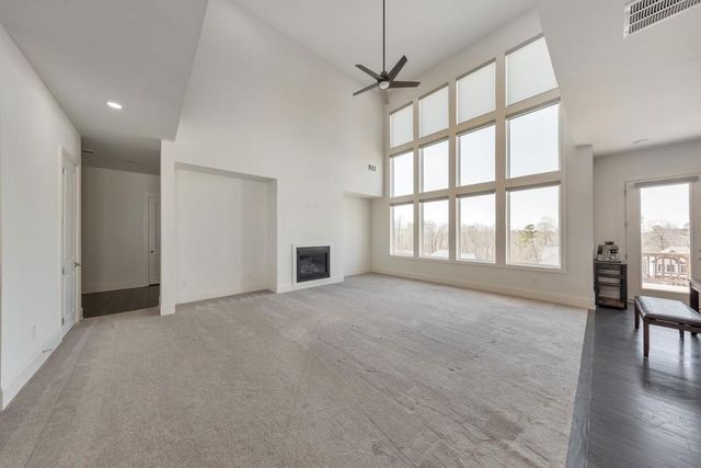 934 Keystone Drive, Woodstock, GA 30188