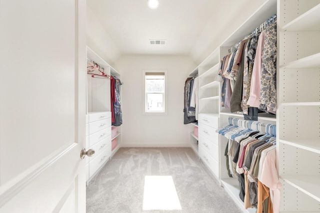 934 Keystone Drive, Woodstock, GA 30188